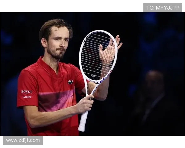 梅德韦杰夫强势回归六年后再闯四强引领网球全球复苏新风潮大势下